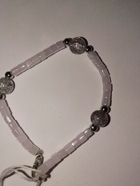 Delicate Pink Beaded Bracelet - Unbranded